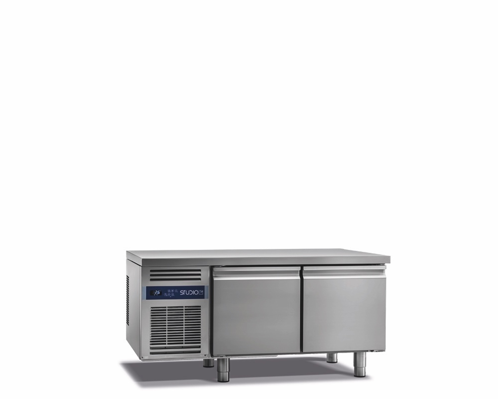 TOP LINE 2-DOOR FREEZER COUNTER FOR CATERING, -18°C/-22°C