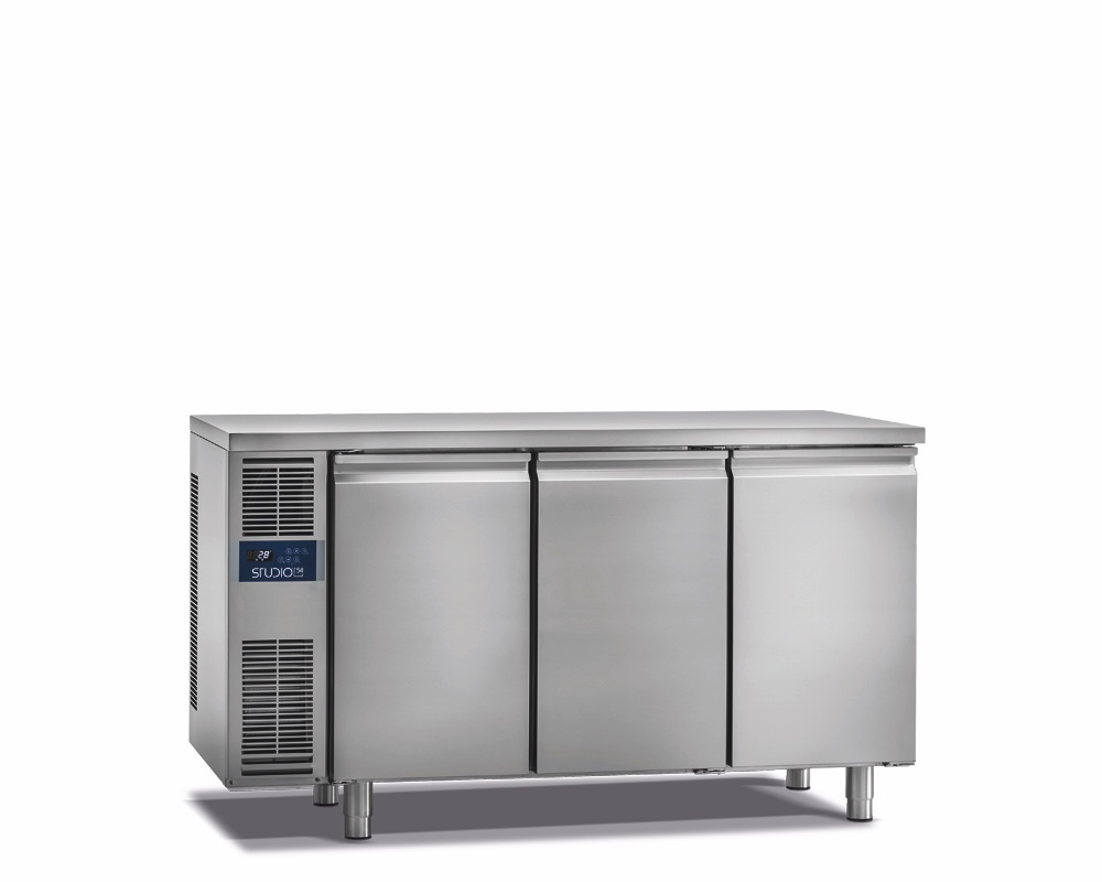 TOP LINE 3-DOOR REFRIGERATED COUNTER FOR PASTRY, 0/+8°C