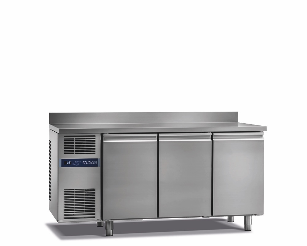 TOP LINE 3-DOOR REFRIGERATED COUNTER FOR PASTRY, 0/+8°C