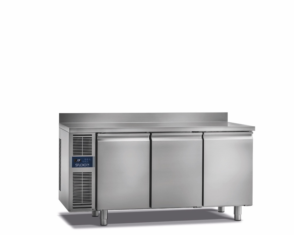 TOP LINE 3-DOOR REFRIGERATED COUNTER FOR PASTRY, 0/+8°C