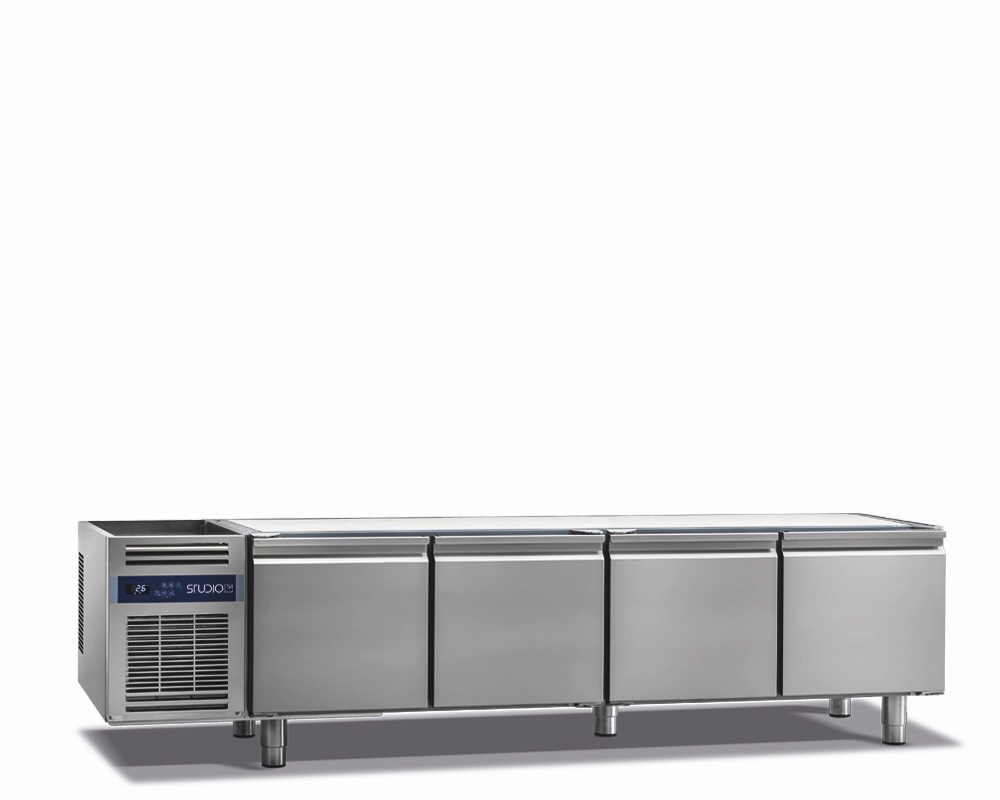 TOP LINE 4-DOOR REFRIGERATED COUNTER FOR CATERING, 0/+8°C