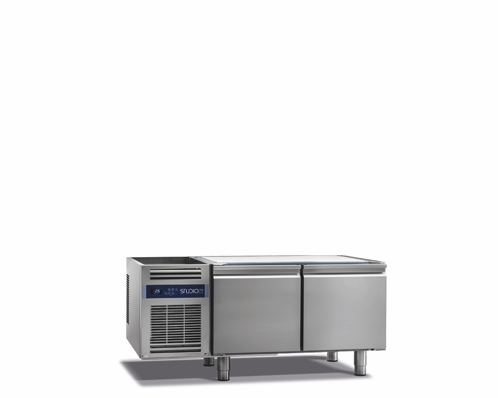TOP LINE 2-DOOR FREEZER COUNTER FOR CATERING, -18°C/-22°C