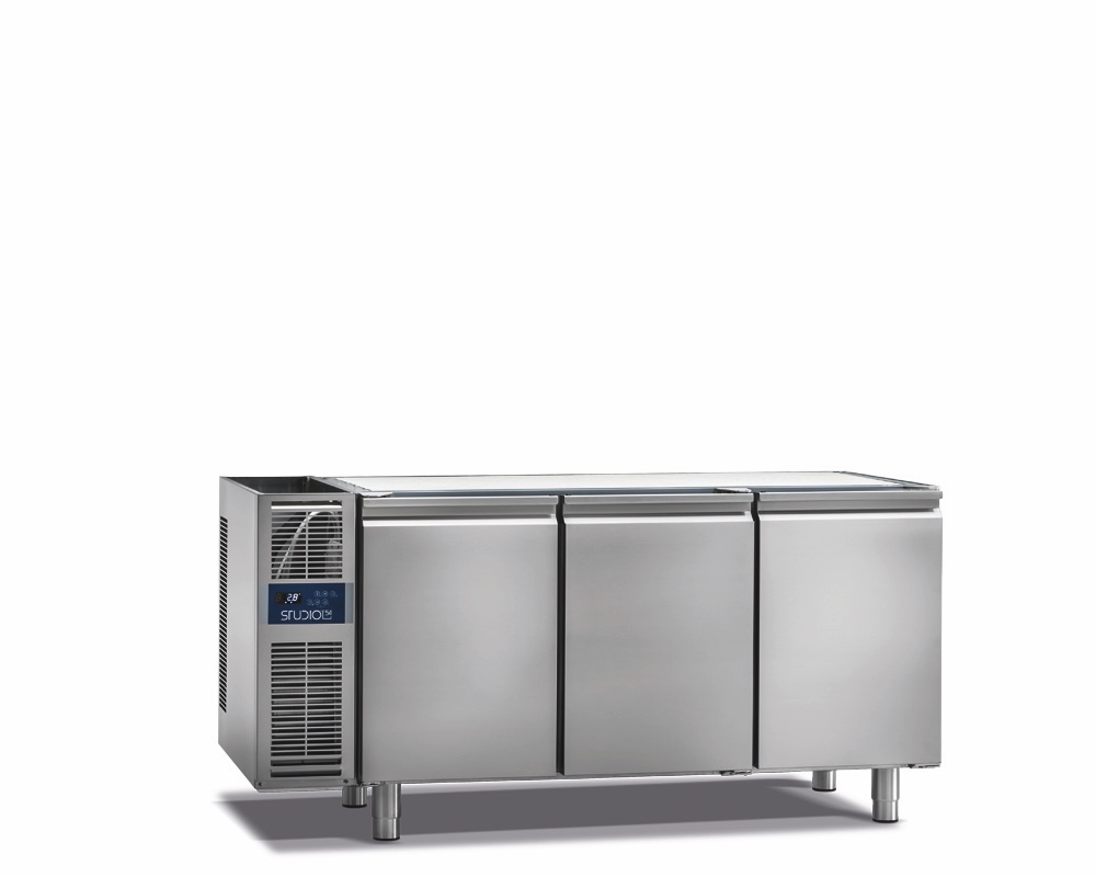 TOP LINE 3-DOOR REFRIGERATED COUNTER FOR PASTRY, 0/+8°C